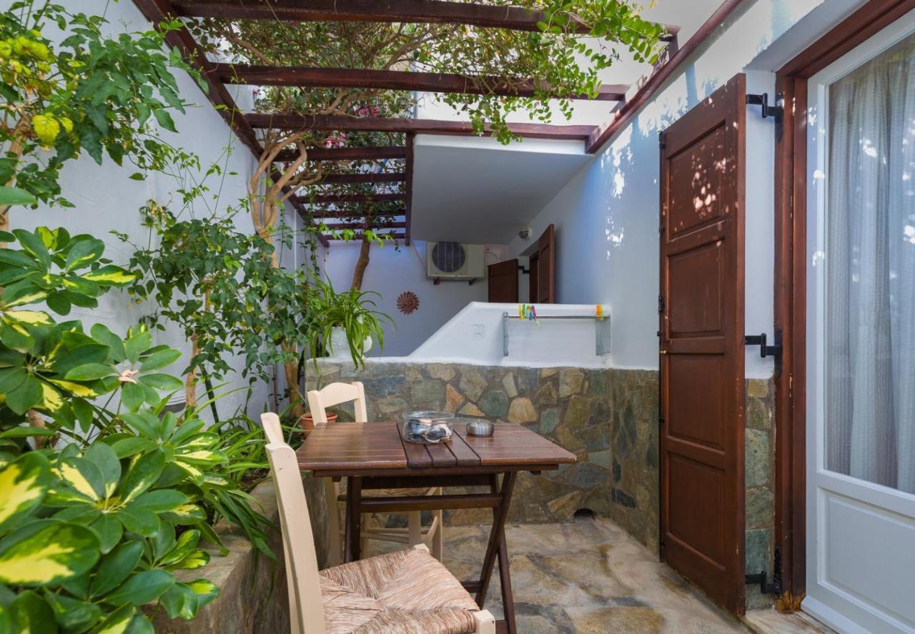 Irene Rooms Naousa Parou Exterior photo