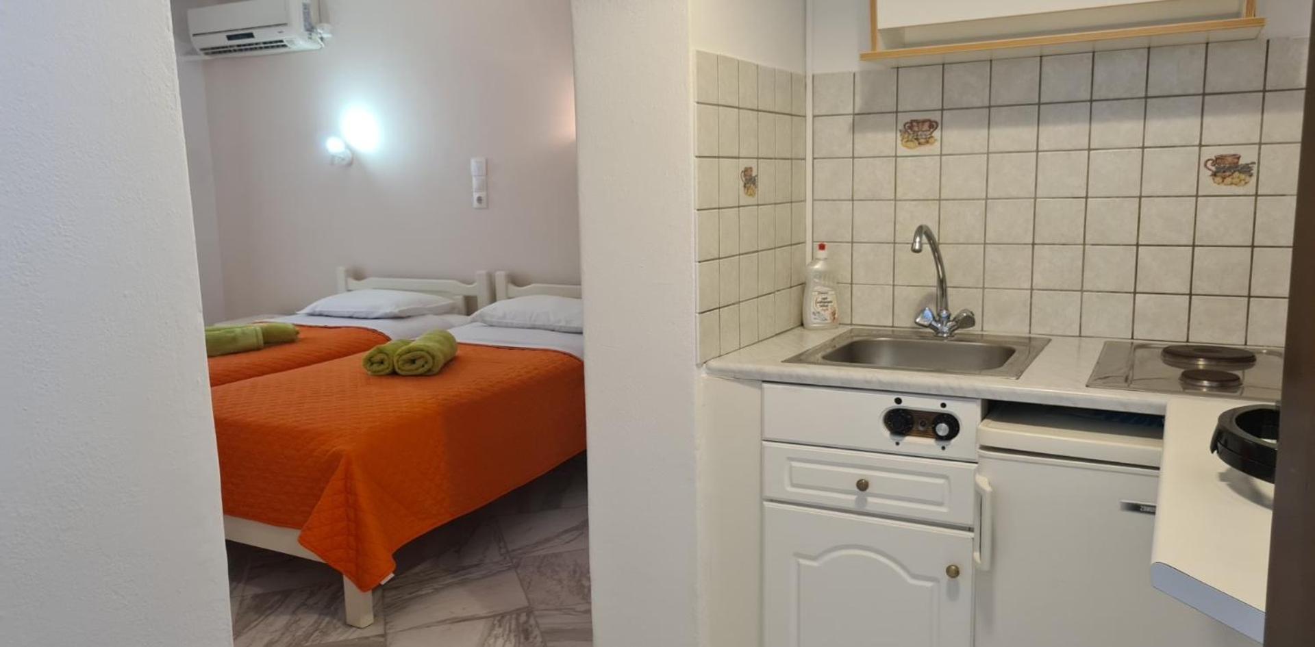 Irene Rooms Naousa Parou Exterior photo